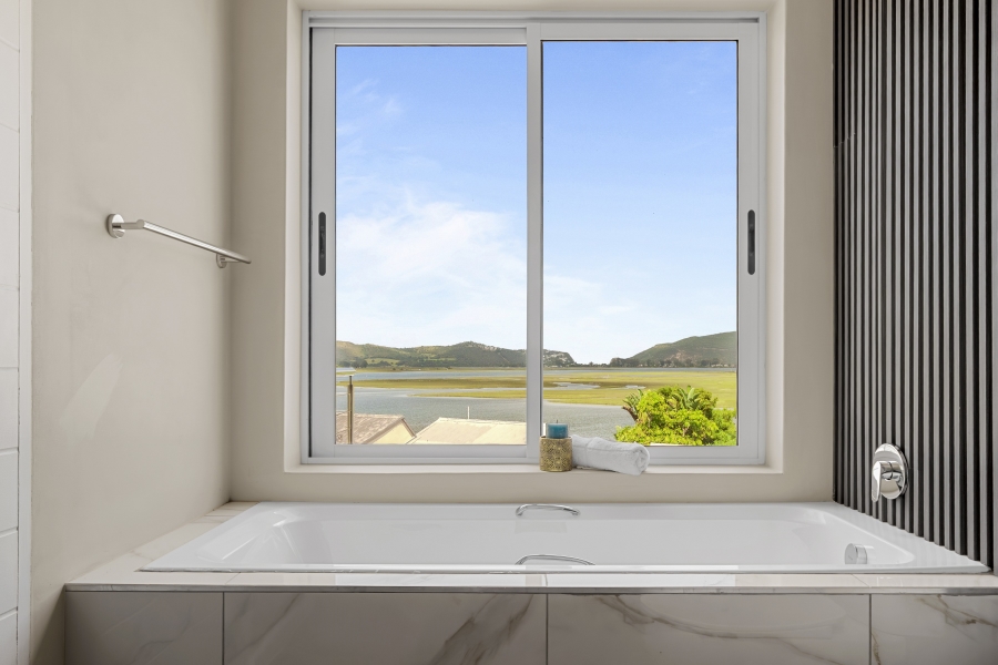 3 Bedroom Property for Sale in Costa Sarda Western Cape